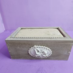 Интерьерный сувенир &laquo;Шкатулка из дерева&raquo;