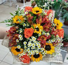 Букет с подсолнухами &laquo;Тёплый аккорд&raquo;