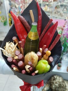 Съедобный мясной букет &laquo;Мясное ассорти&raquo;